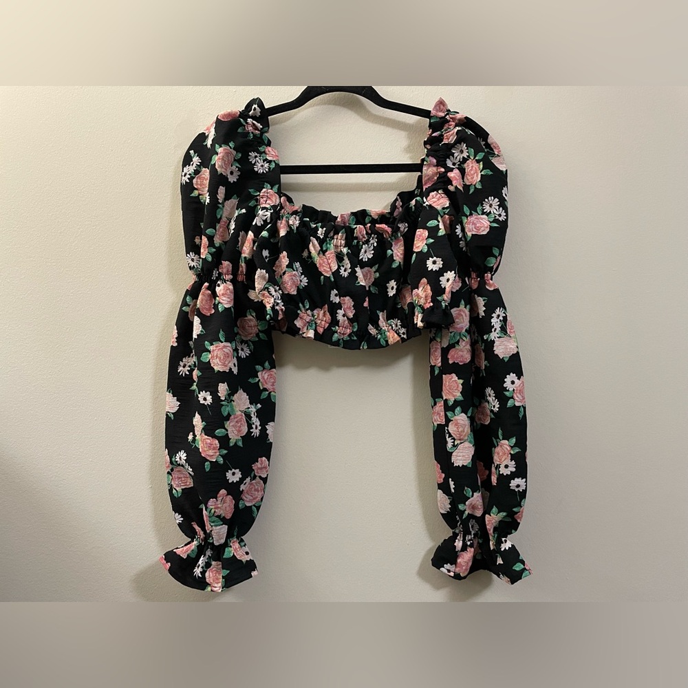 NWT H&M Floral Balloon Sleeve Crop Top -‎ S